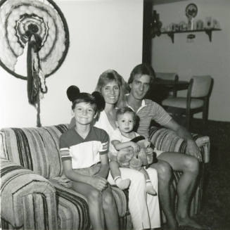 Tempeans win trip in contest - Tempe Daily News - August 30, 1985