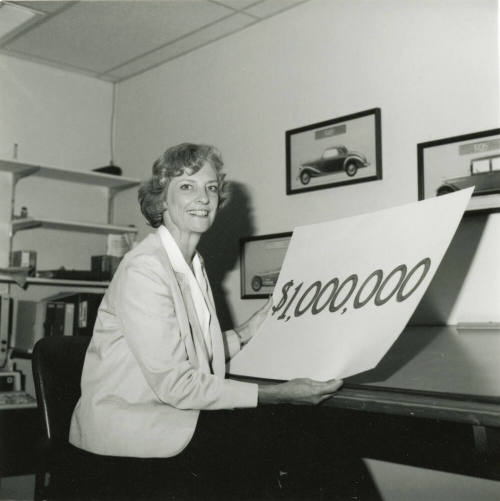 Busy people ...get things done for United Way - Tempe Daily News - September 21, 1985 - (1 of 2)