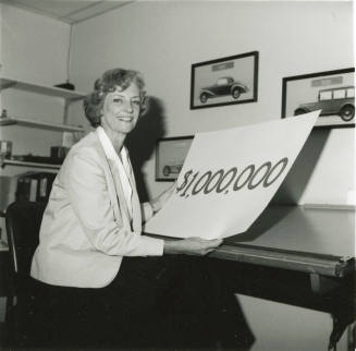 Busy people ...get things done for United Way - Tempe Daily News - September 21, 1985 - (2 of 2)