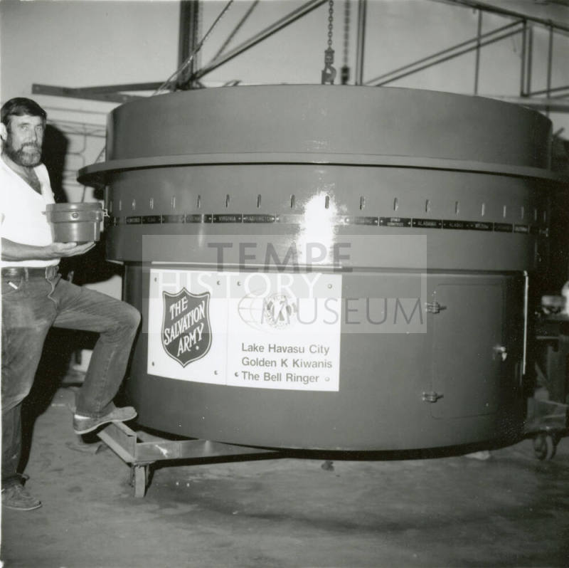 Lake Havasu's bell-ringers have a big kettle to fill - Tempe Daily News - September 26, 1985 - (1 of 2)