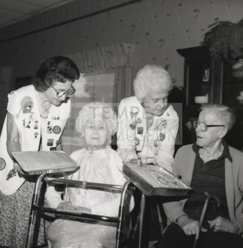 Day of service - Tempe Daily News - October 12, 1985