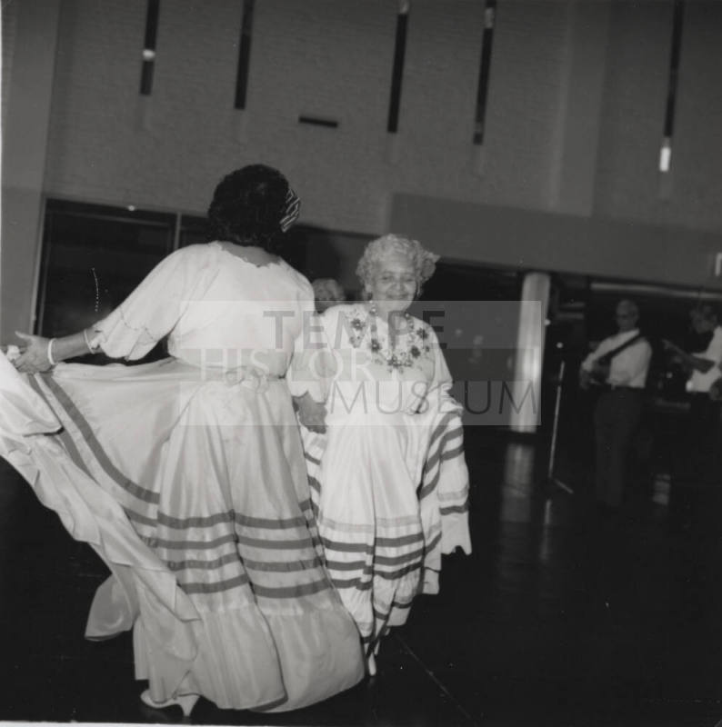 Tribute to Columbus - Tempe Daily News - October 19, 1985