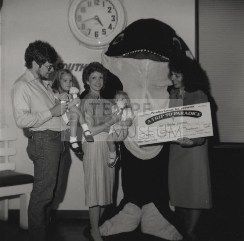It's 'paradice': Family's taste for ice cream proves to be a winner, October 29, 1985