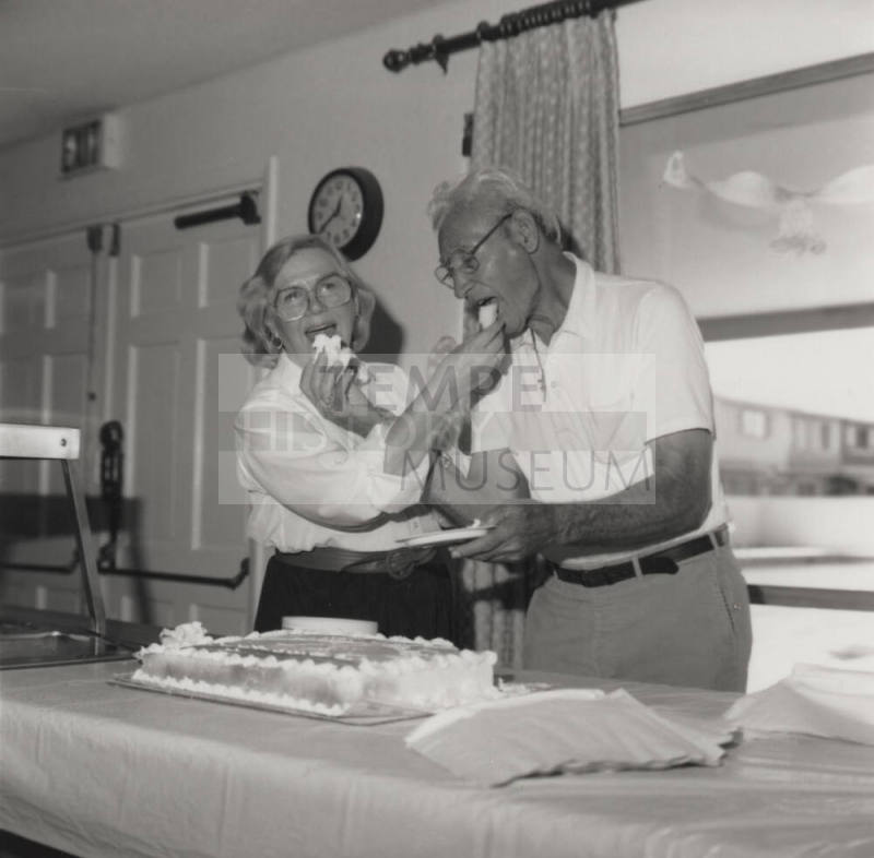 Love story: Senior center offers more than meals, from Tempe Daily News, November 7, 1985