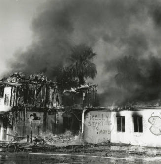 Controlled Burn. - Tempe Daily News, November 12 1985