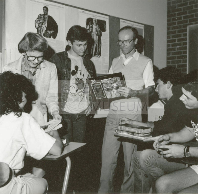 Humanities returns to McClintock. - Tempe Daily News, December 7 1985
