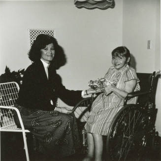 East Valley resident fills empty spaces for seniors. - Tempe Daily News, January 2 1986