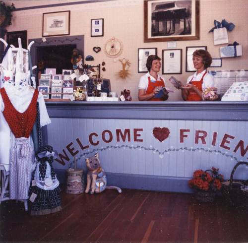 Hackett House Gift Shop