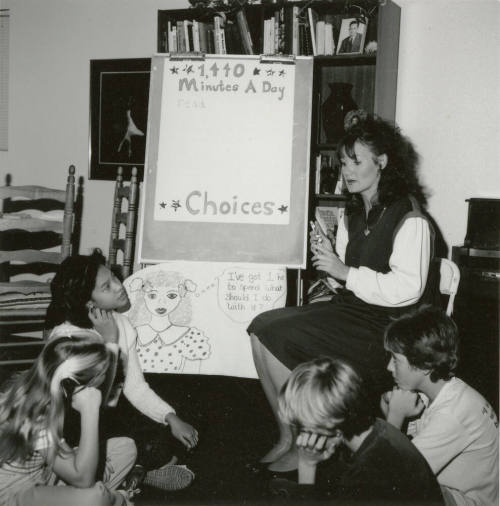 Tempean brings time management to child level, from Tempe Daily News, January 28, 1986
