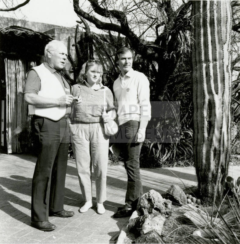 New 'native': Garden helps desert-dweller 'adapt', January 6, 1986