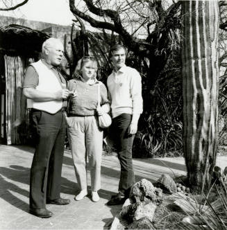 New 'native': Garden helps desert-dweller 'adapt', January 6, 1986