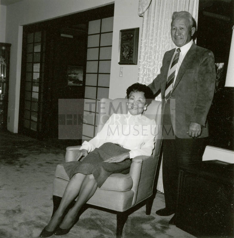 Humanitarians: Don Carlos award to go to Tempe couple, January 21, 1986