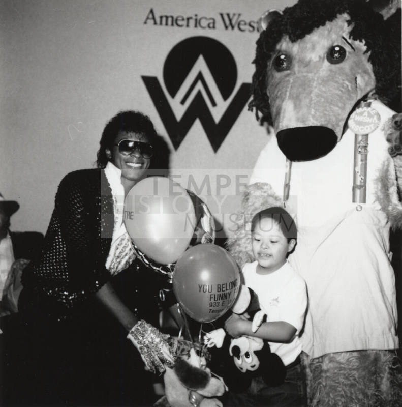 10-year-old gets special greeting - Tempe Daily News - January 22, 1986 - (2 of 2)