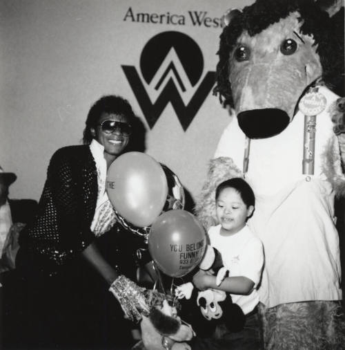 10-year-old gets special greeting - Tempe Daily News - January 22, 1986 - (2 of 2)