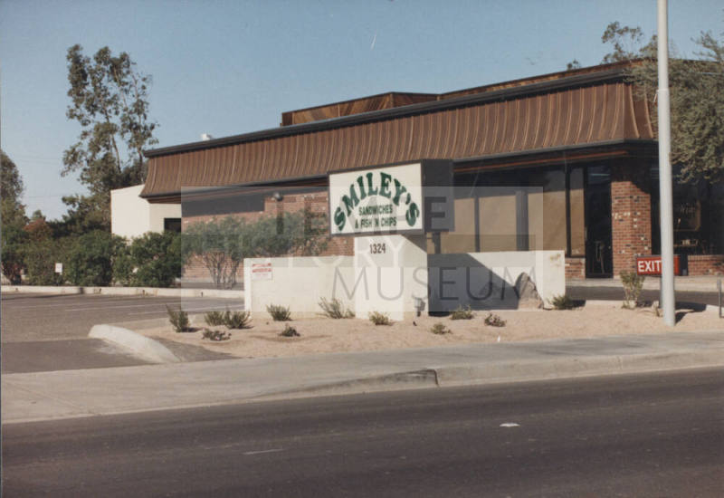 Smiley's Restaurant - 1324 South Rural Road, Tempe, Arizona