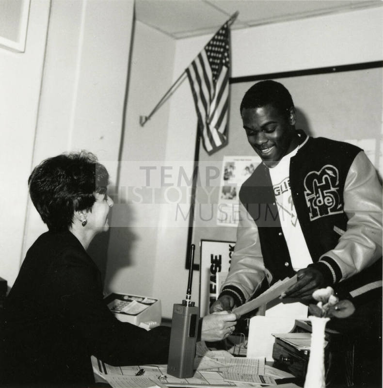 Marcos student's message:  Go for it! - Tempe Daily News - February 1, 1986