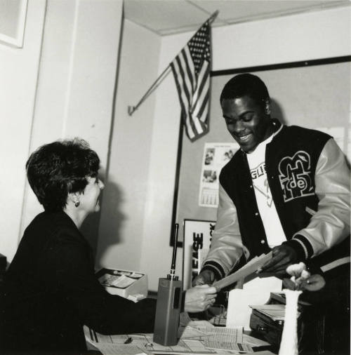 Marcos student's message:  Go for it! - Tempe Daily News - February 1, 1986