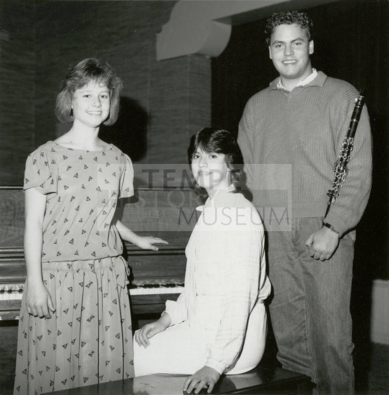 Women's Club musicians