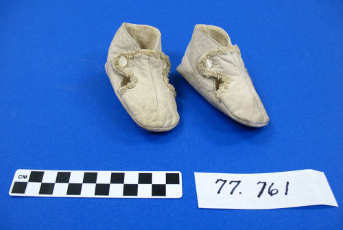 Shoes, child's