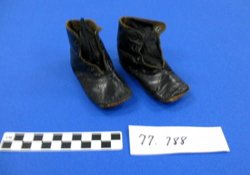 Shoes, child's