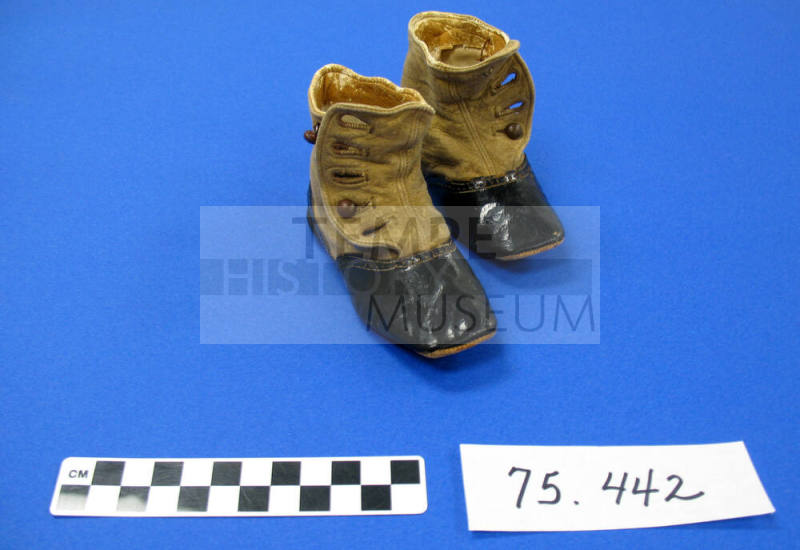 Shoes, child's