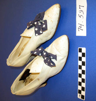 Ladies' wedding shoes