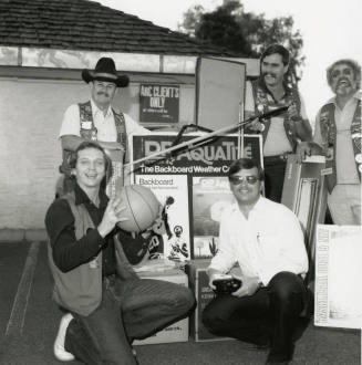 Good Neighbors - Tempe Daily News, March 1, 1986