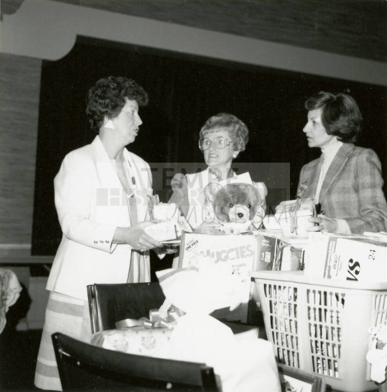 Showering gifts, Tempe Daily News, March 26, 1986