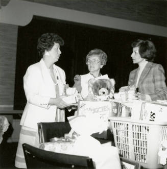 Showering gifts, Tempe Daily News, March 26, 1986