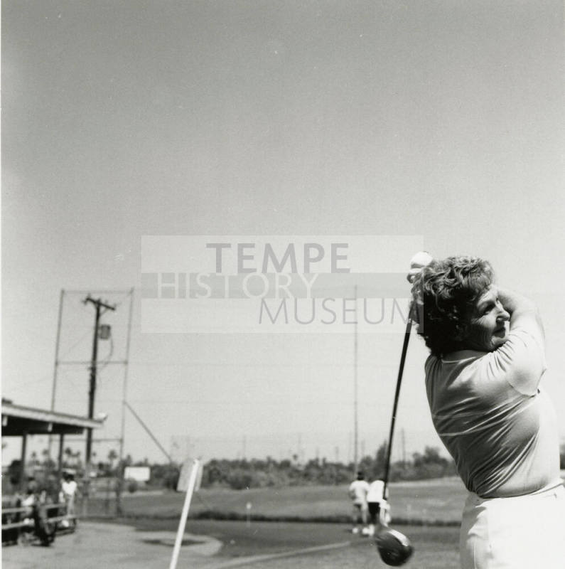 Tempean scores state links - Tempe Daily News - May 16, 1986