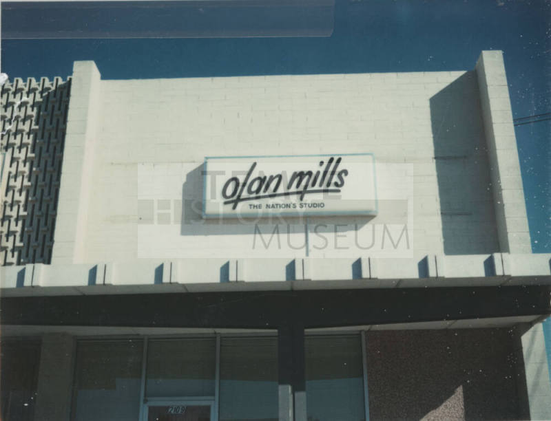 Olan Mills Photography Studio - 2109 South Rural Road, Tempe, Arizona