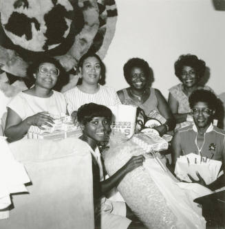 Delta Sigma Theta Tempe Alumnae Assembling Donation Boxes for the Needy