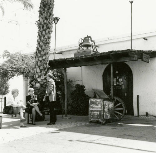 Entrance to Monti's La Casa Vieja