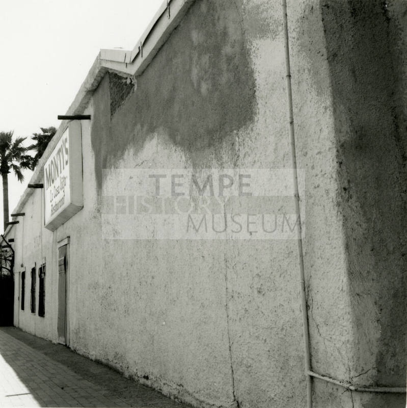 Side view of Monti's La Casa Vieja