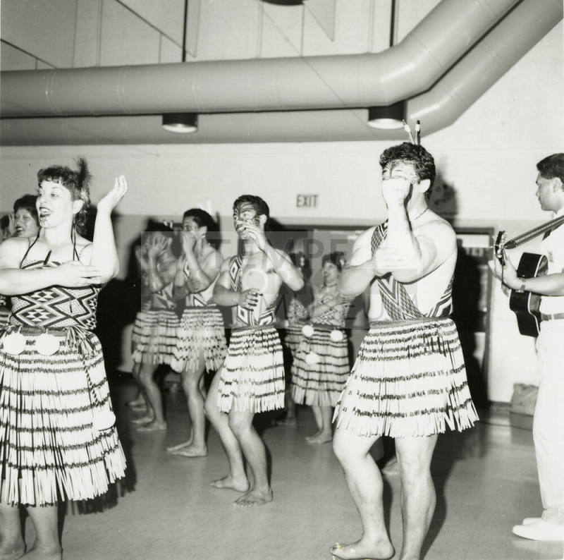 Maori dance performance