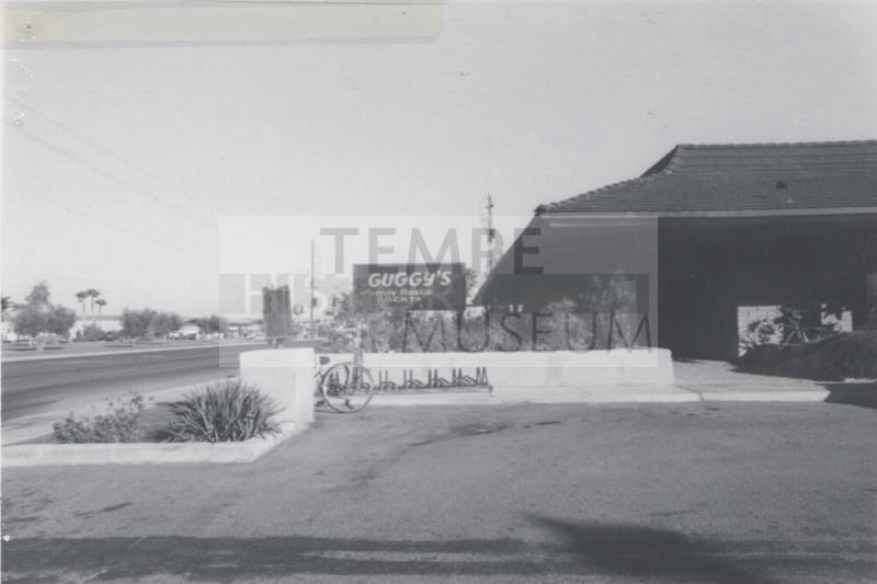 Guggy's Family Restaurant - 3333 South Rural Road, Tempe, Arizona
