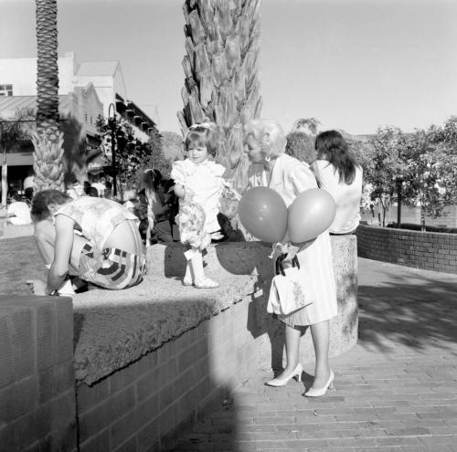 Tempe Magazine Summer Issue 1988: Muriel Geiger and Three Year old Janella Bacik