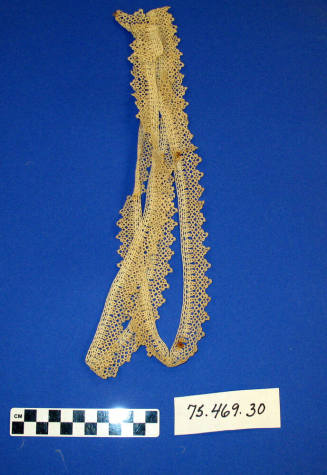 Lace fragment