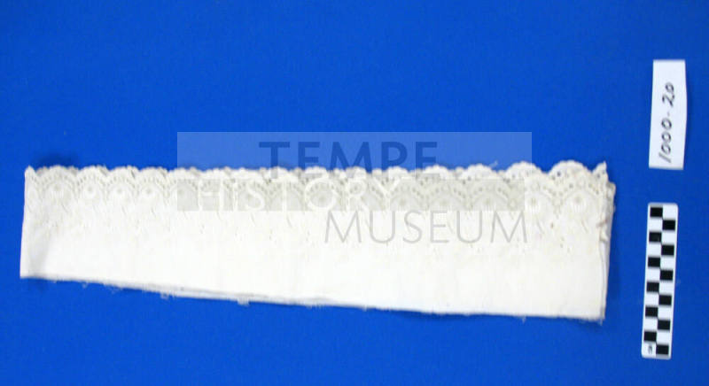 Lace fragment