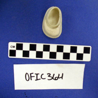 Doll shoe