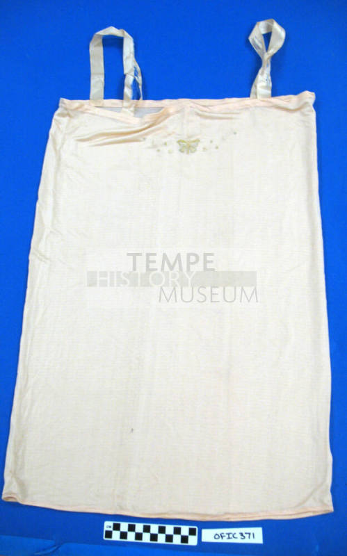 Chemise