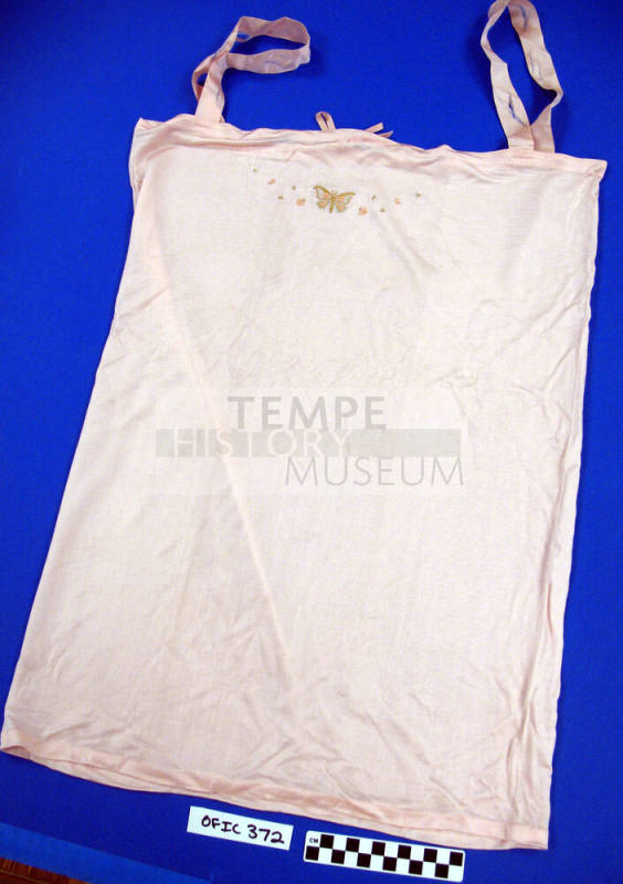 Chemise