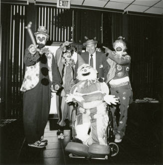 Send in the clowns - Tempe Daily News - June 4, 1986 - (1 of 2)