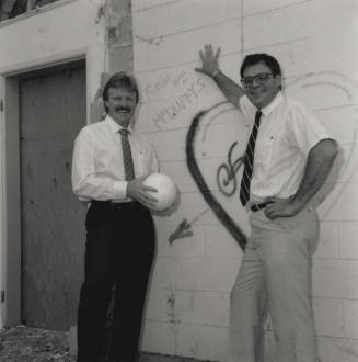 Tempe Magazine August 1988: McDuffy's Sportsbar and Restaurant.