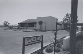 Valley National Bank - 4714 South Rural Road, Tempe, Arizona