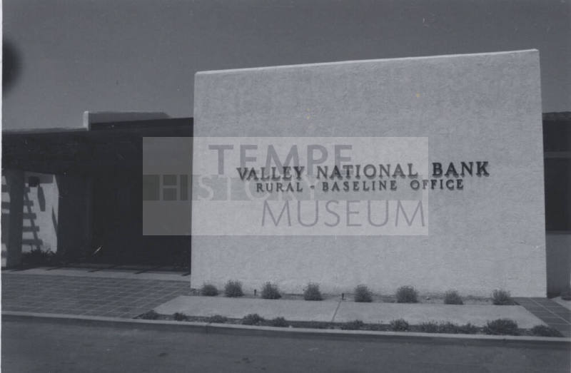 Valley National Bank - 4714 South Rural Road, Tempe, Arizona