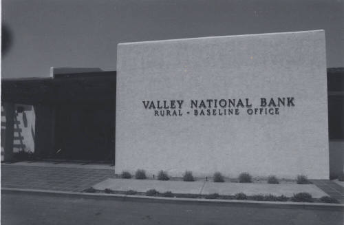 Valley National Bank - 4714 South Rural Road, Tempe, Arizona