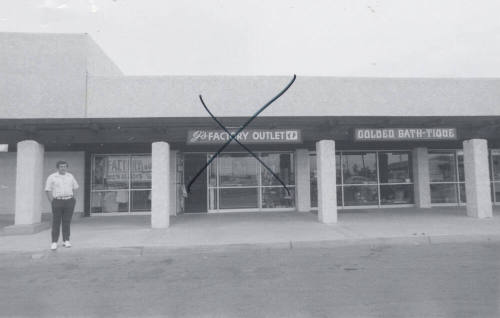 J's Factory Outlet - 5110 South Rural Road, Tempe, Arizona