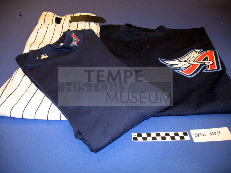 Calif. Angels uniform