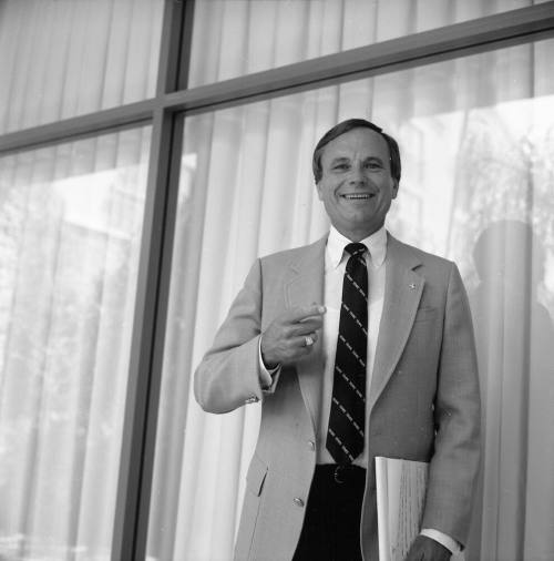 Mayor Harry Mitchell
